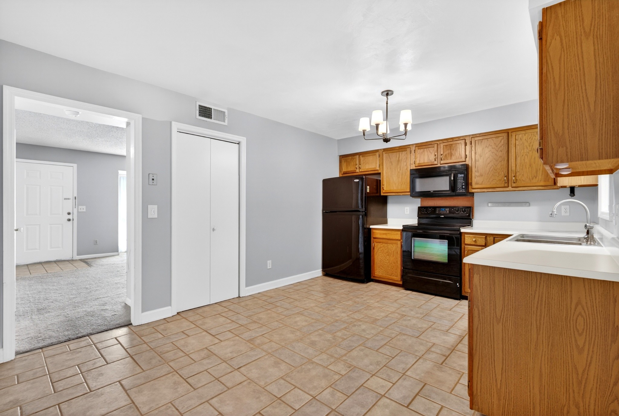 528 Williamsburg Drive Nashville TN 37214