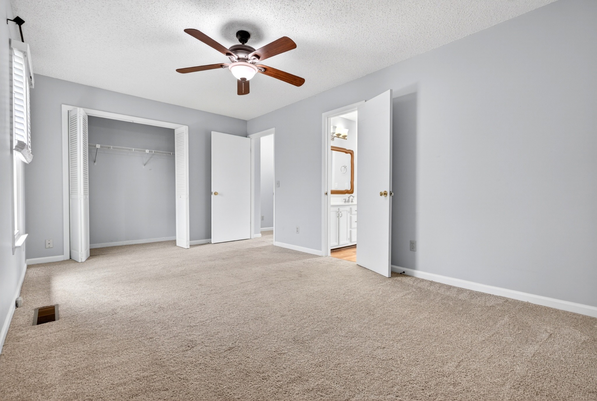 528 Williamsburg Drive Nashville TN 37214