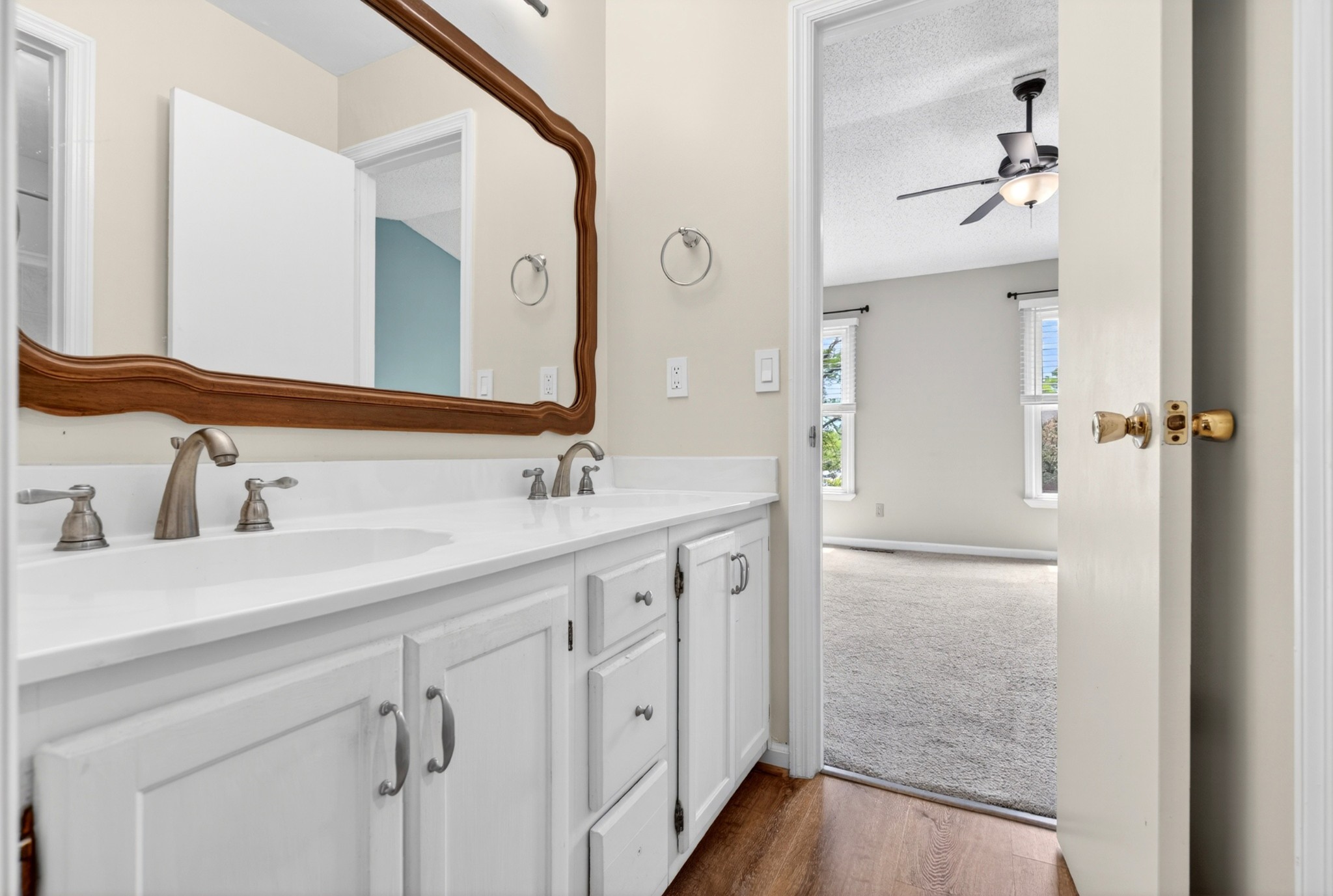 528 Williamsburg Drive Nashville TN 37214