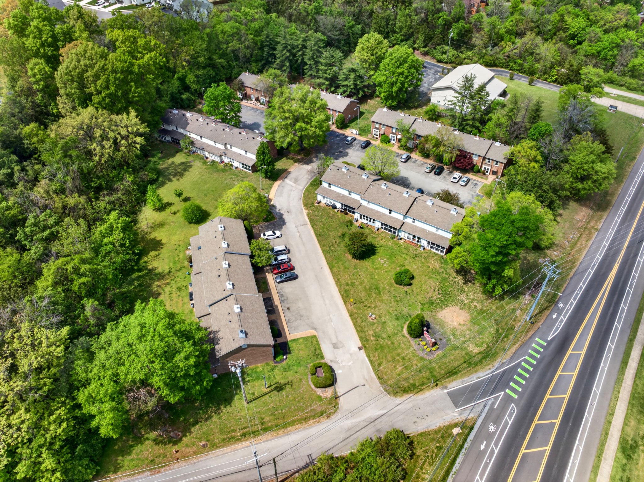 528 Williamsburg Drive Nashville TN 37214
