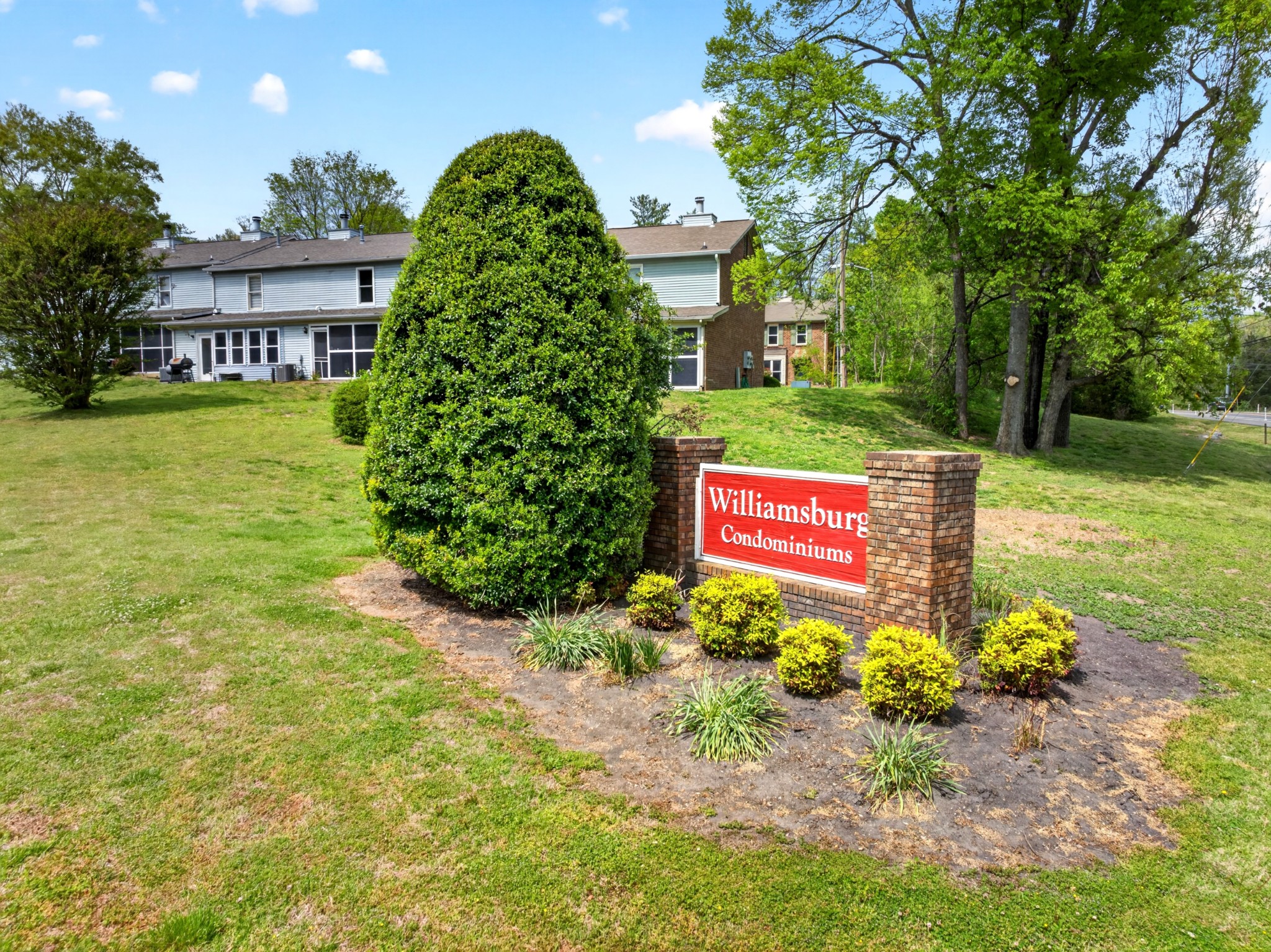 528 Williamsburg Drive Nashville TN 37214