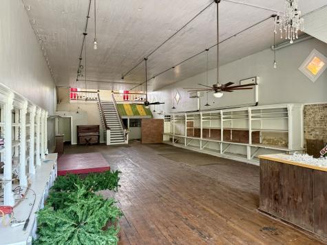 4 Front Street Normandy TN 37360