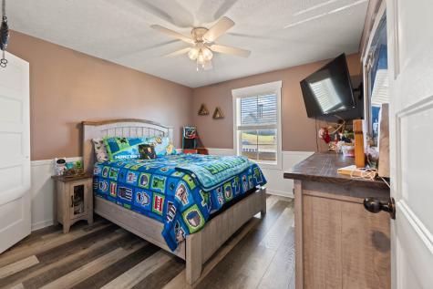 284 Caydras Way Lafayette TN 37083