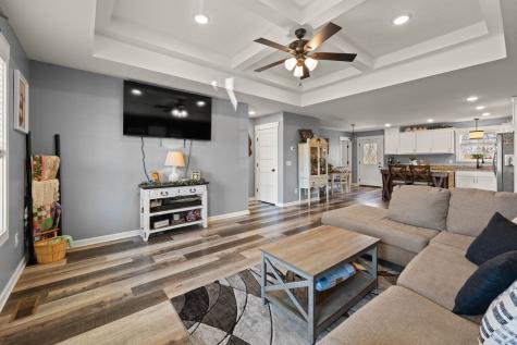 284 Caydras Way Lafayette TN 37083