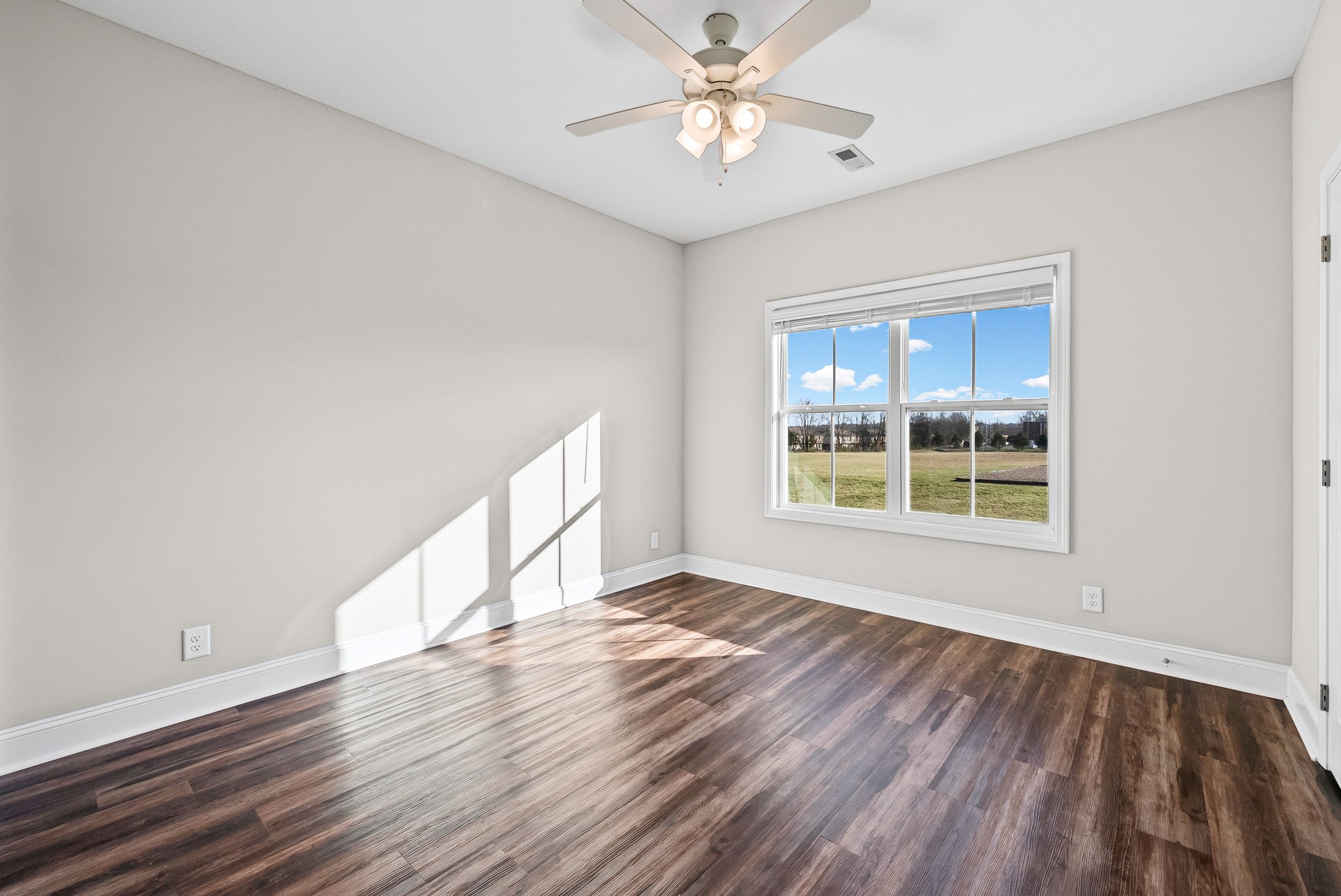 208 Drayton Drive Clarksville TN 37042