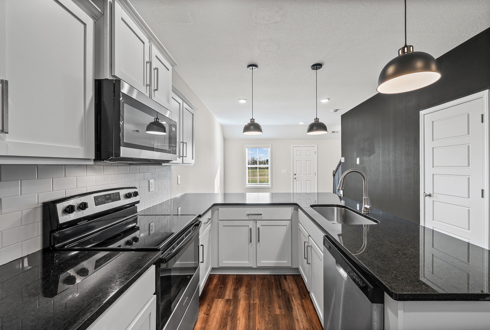 208 Drayton Drive Clarksville TN 37042