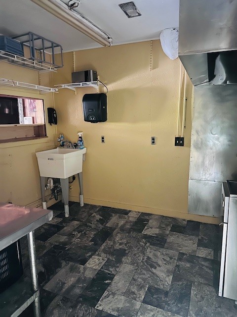 2007 Highway 100, W Centerville TN 37033