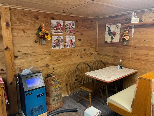 2007 Highway 100, W Centerville TN 37033