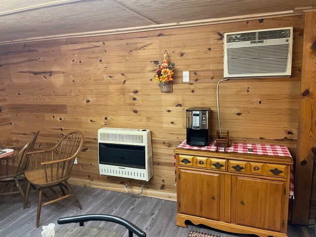 2007 Highway 100, W Centerville TN 37033