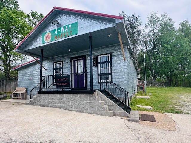 2007 Highway 100, W Centerville TN 37033