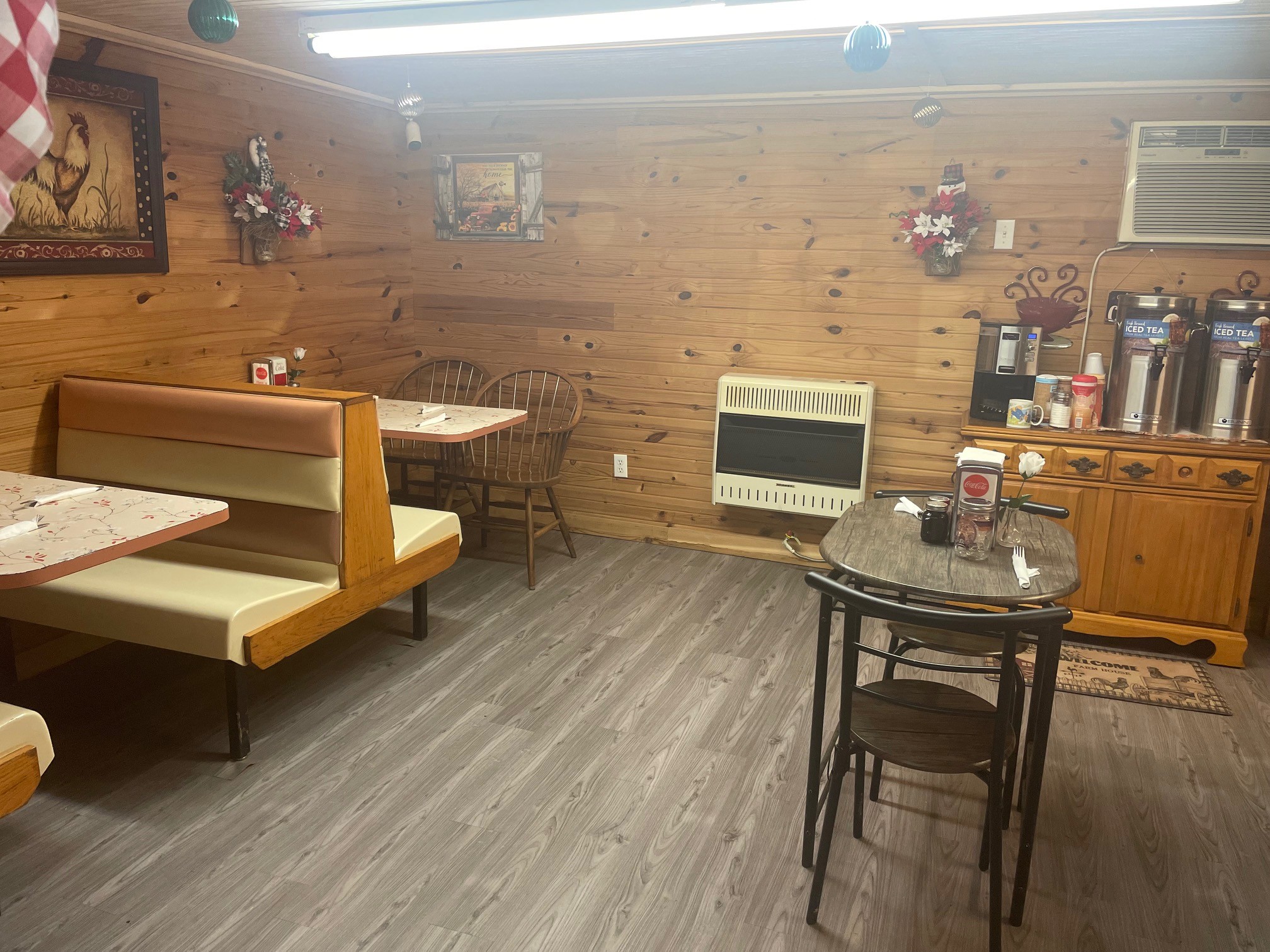 2007 Highway 100, W Centerville TN 37033