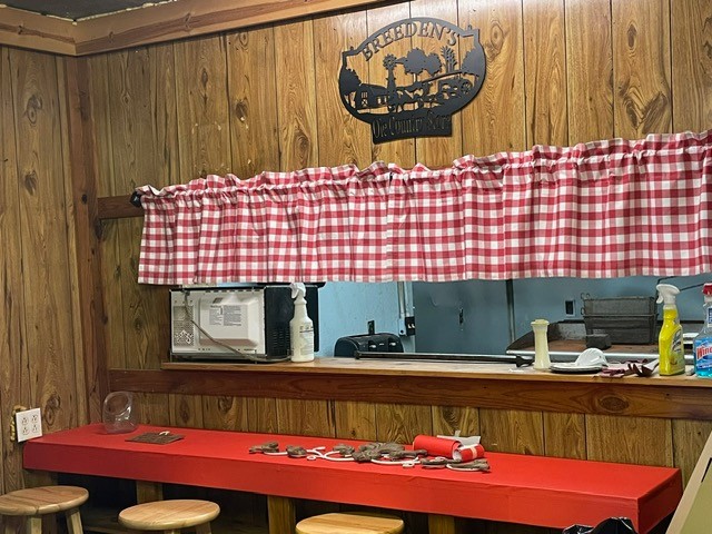 2007 Highway 100, W Centerville TN 37033