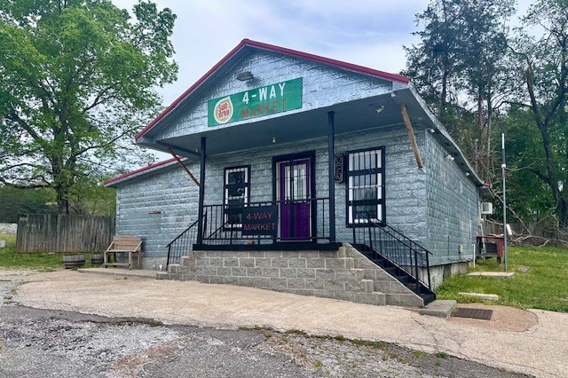 2007 Highway 100, W Centerville TN 37033