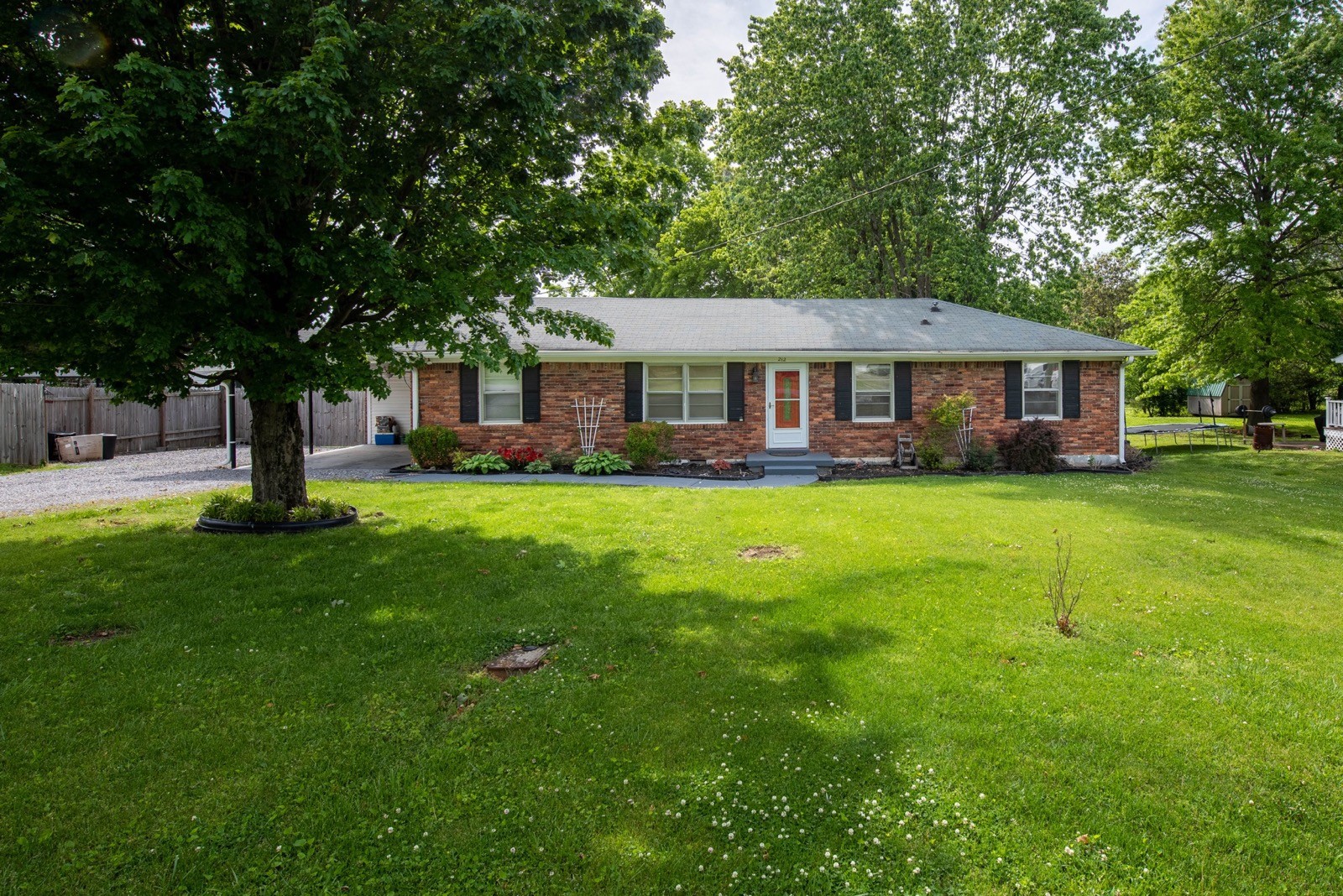 212 Bate Avenue Gallatin TN 37066