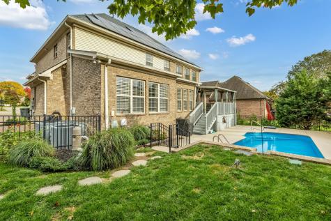 1015 Smokerise Lane Hendersonville TN 37075