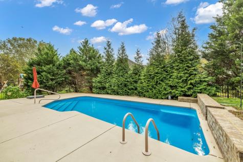 1015 Smokerise Lane Hendersonville TN 37075