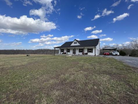 1951 Oak Grove Road Red Boiling Springs TN 37150