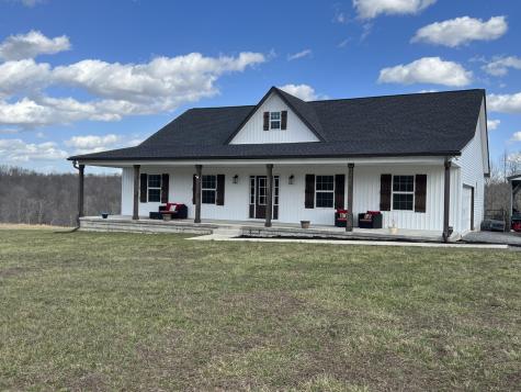 1951 Oak Grove Road Red Boiling Springs TN 37150