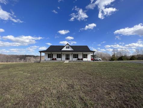 1951 Oak Grove Road Red Boiling Springs TN 37150