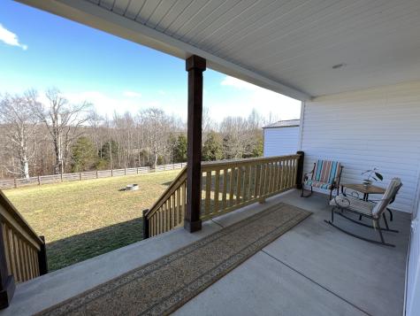 1951 Oak Grove Road Red Boiling Springs TN 37150