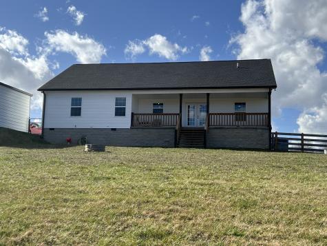 1951 Oak Grove Road Red Boiling Springs TN 37150