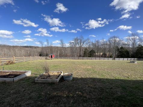 1951 Oak Grove Road Red Boiling Springs TN 37150
