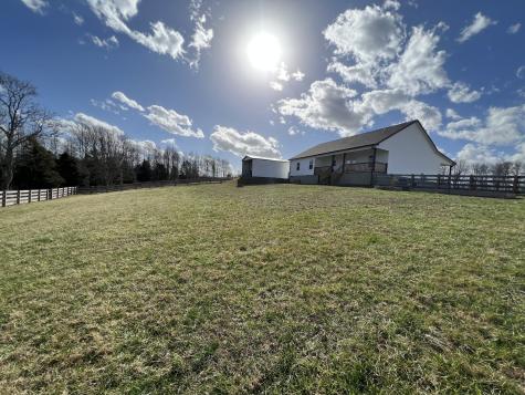 1951 Oak Grove Road Red Boiling Springs TN 37150