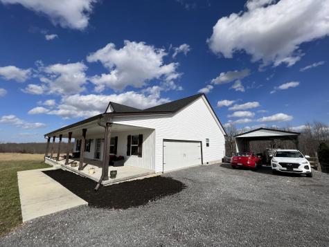 1951 Oak Grove Road Red Boiling Springs TN 37150