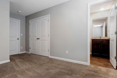 8066 Logan Drive La Vergne TN 37086