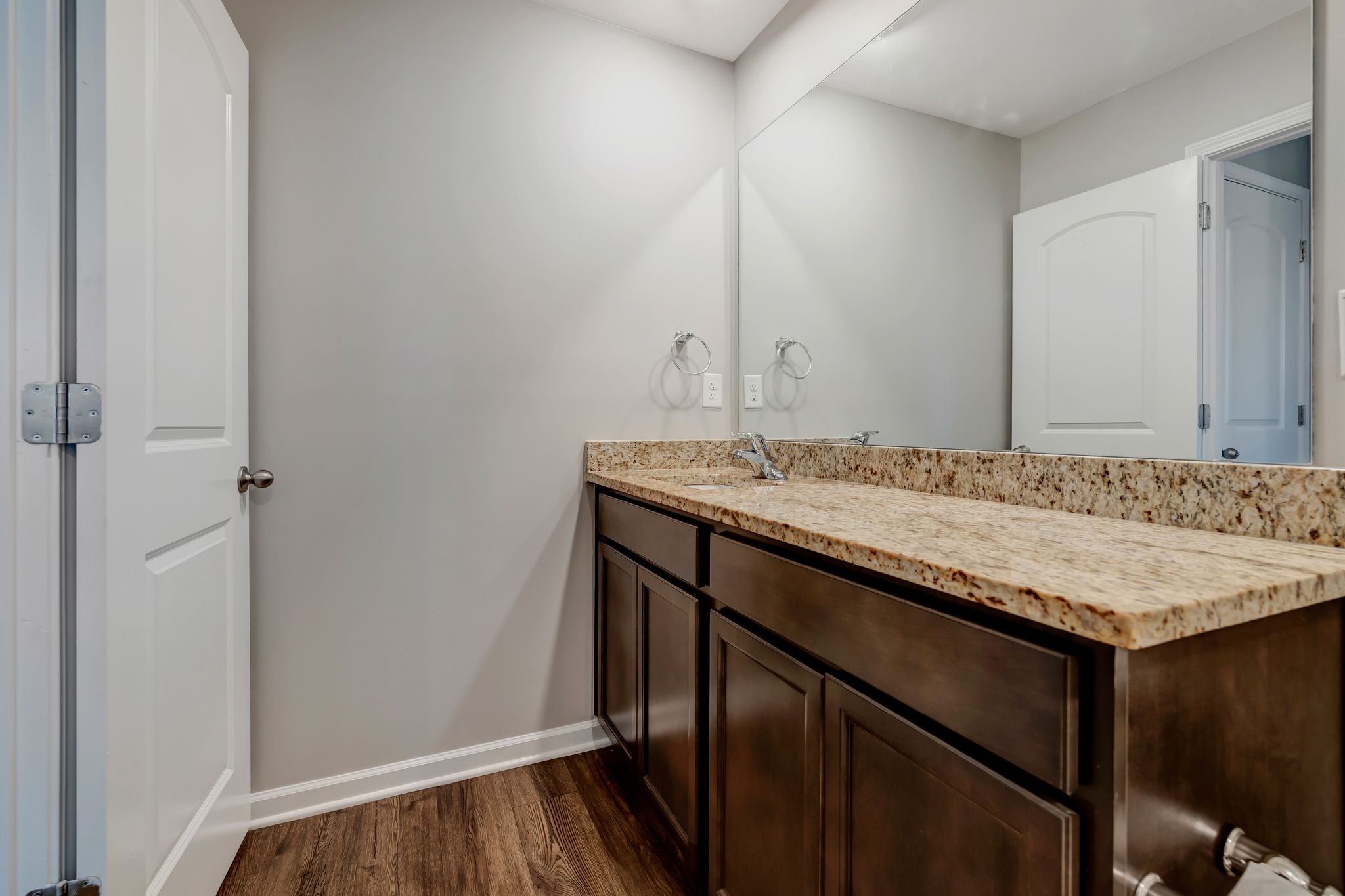 8066 Logan Drive La Vergne TN 37086