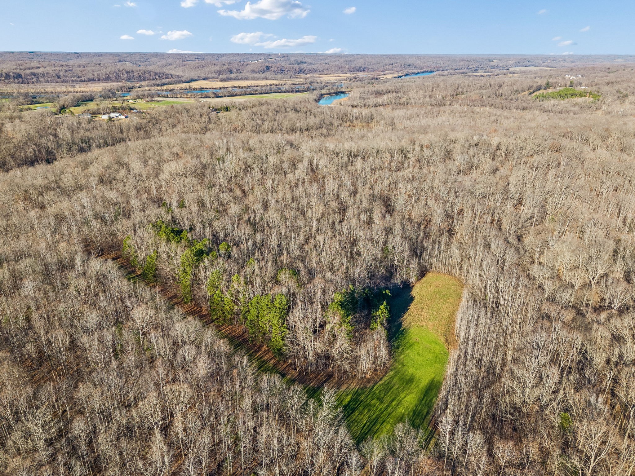 3819 Old Highway 13 Cumberland City TN 37050