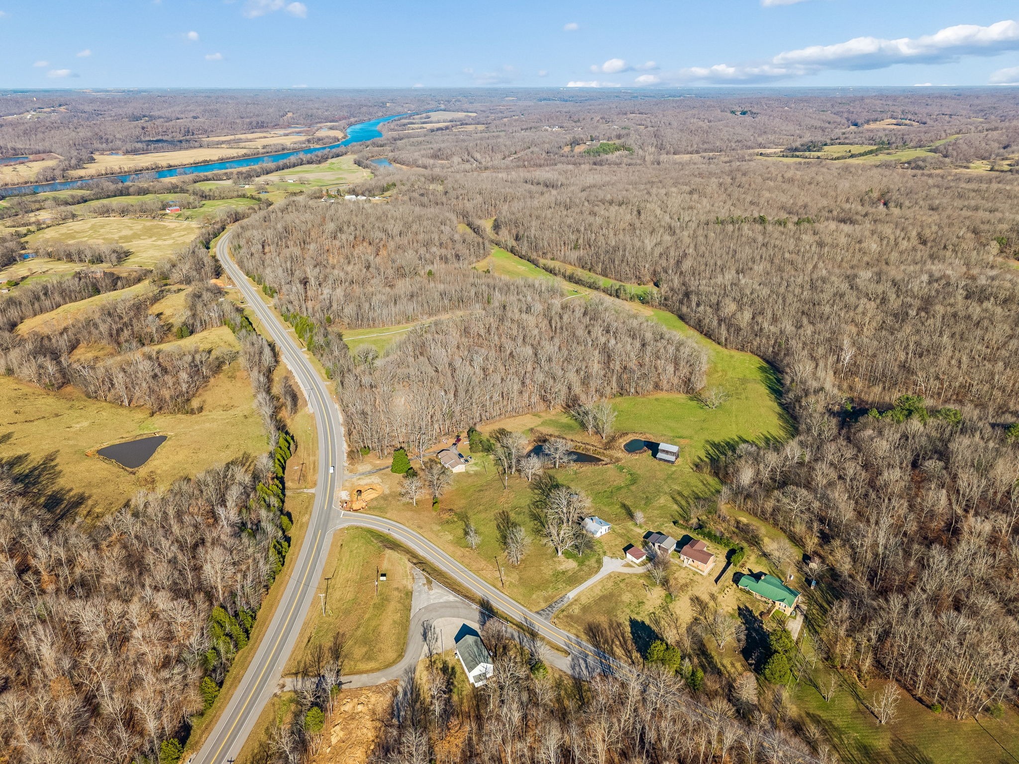 3819 Old Highway 13 Cumberland City TN 37050