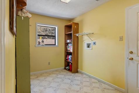 3885 Delina Road Cornersville TN 37047