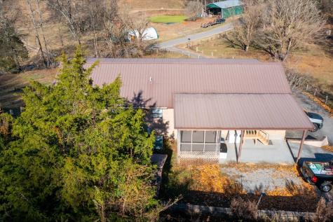 3885 Delina Road Cornersville TN 37047