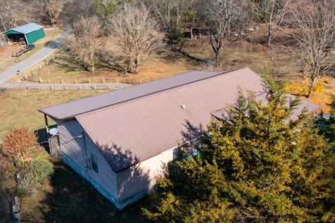 3885 Delina Road Cornersville TN 37047