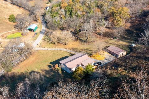 3885 Delina Road Cornersville TN 37047