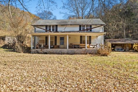 3885 Delina Road Cornersville TN 37047