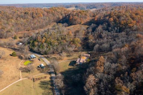 3885 Delina Road Cornersville TN 37047