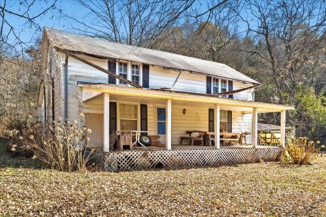 3885 Delina Road Cornersville TN 37047