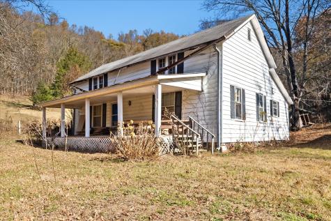 3885 Delina Road Cornersville TN 37047