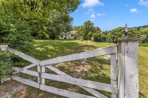 517 Franklin Road Franklin TN 37069