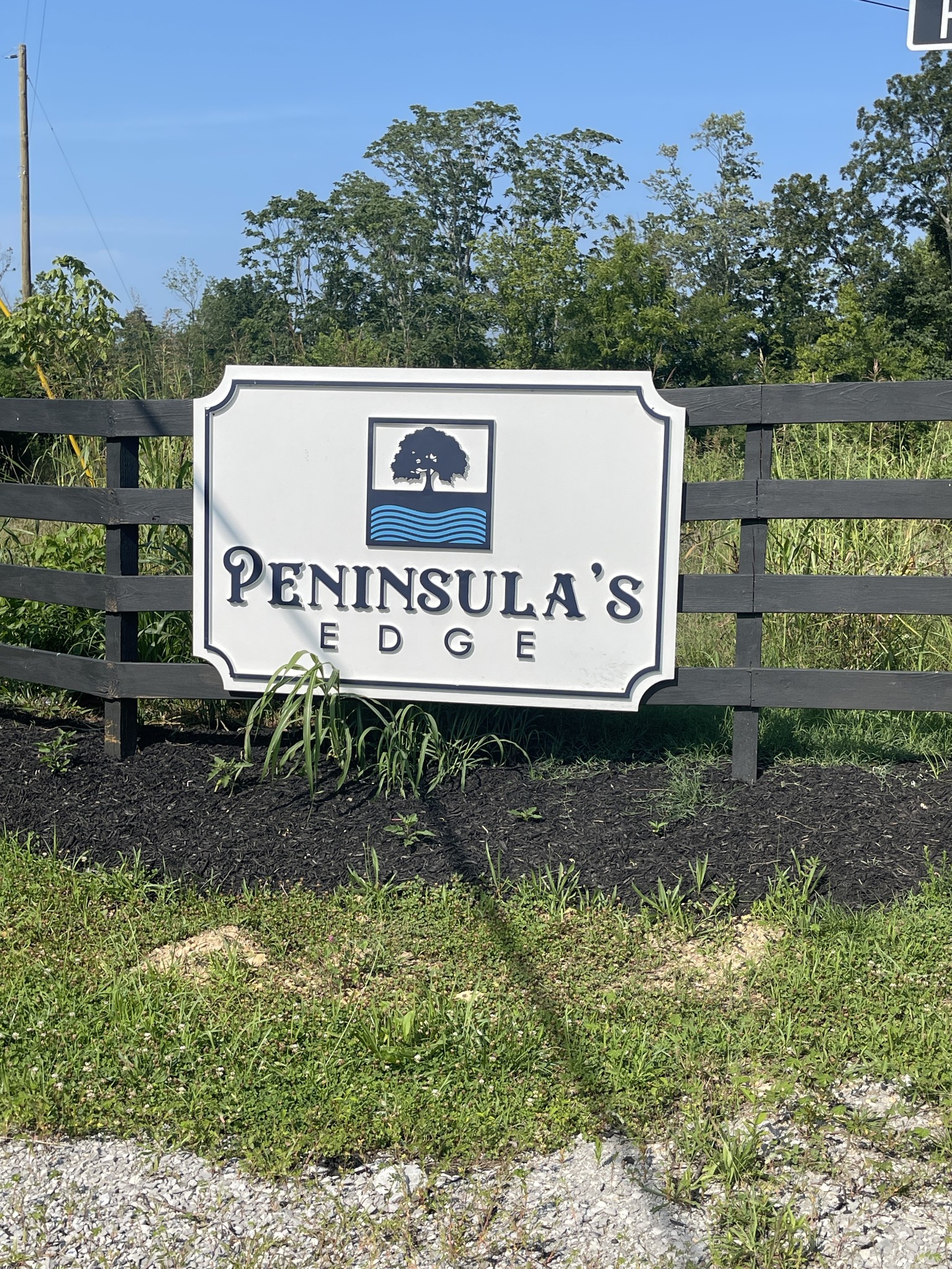 3 Peninsula Edge Drive Smithville TN 37166