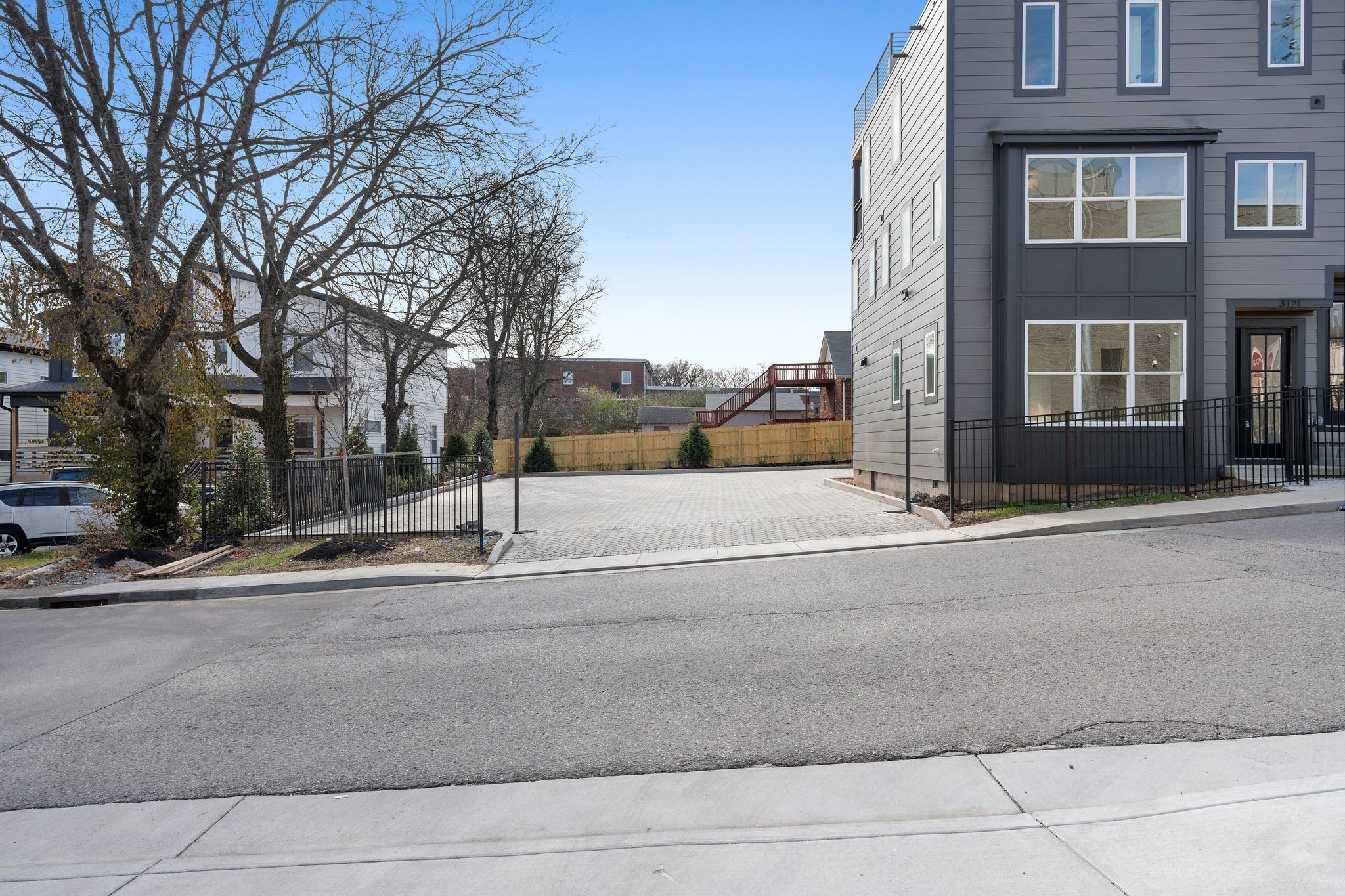 3121 River Drive Nashville TN 37218