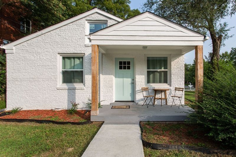 1295 Cardinal Avenue Nashville TN 37216
