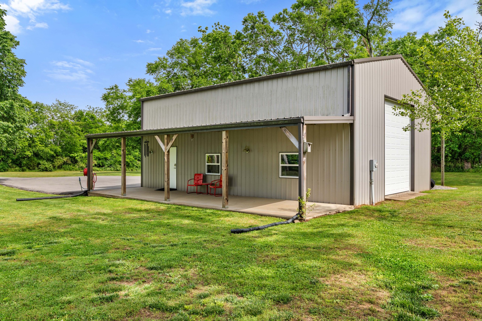 587A Douglas Lane Gallatin TN 37066