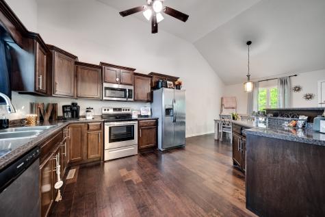 107 Tanesha Court Portland TN 37148