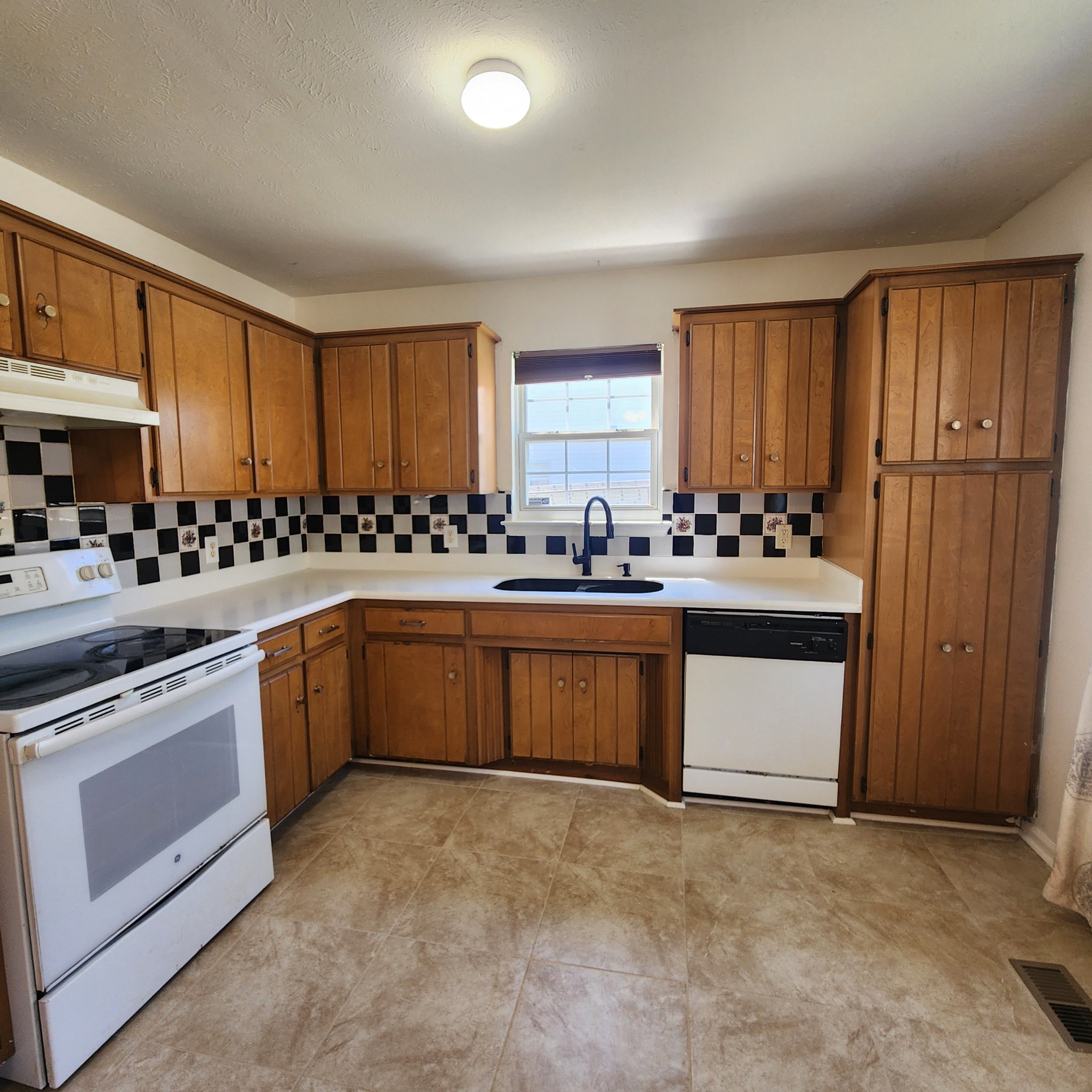 1420 Laurel Oak Drive Antioch TN 37013