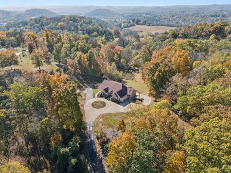 1079 Ridgecrest Drive Goodlettsville TN 37072