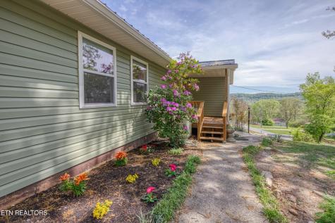 7822 Fersner Road Powell TN 37849