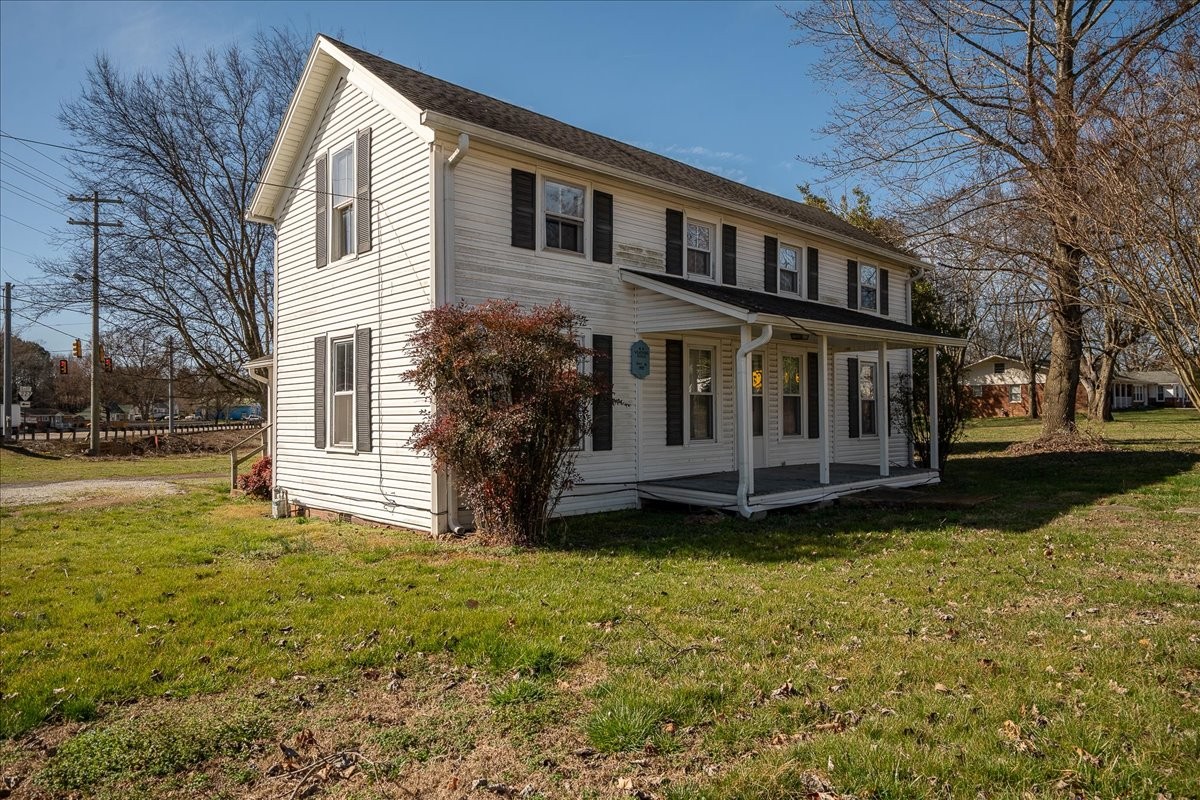 202 Vine Street Loretto TN 38469